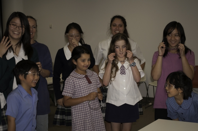 Primary and High School Students visit – Monday, 10th December 2012